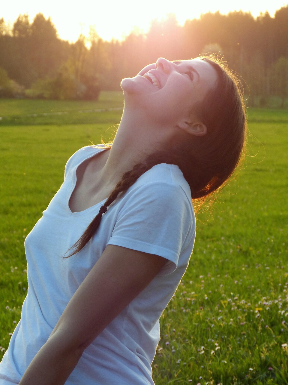girl, woman, meadow, sunset, laugh, enjoy, warmth, freedom, confidence, nature, soul, life, enjoyment of life, leisure time, summer, happiness, in love, health, young, hormones, diabetes, natural reserve, nourishment, environmental protection, puberty, pleasure